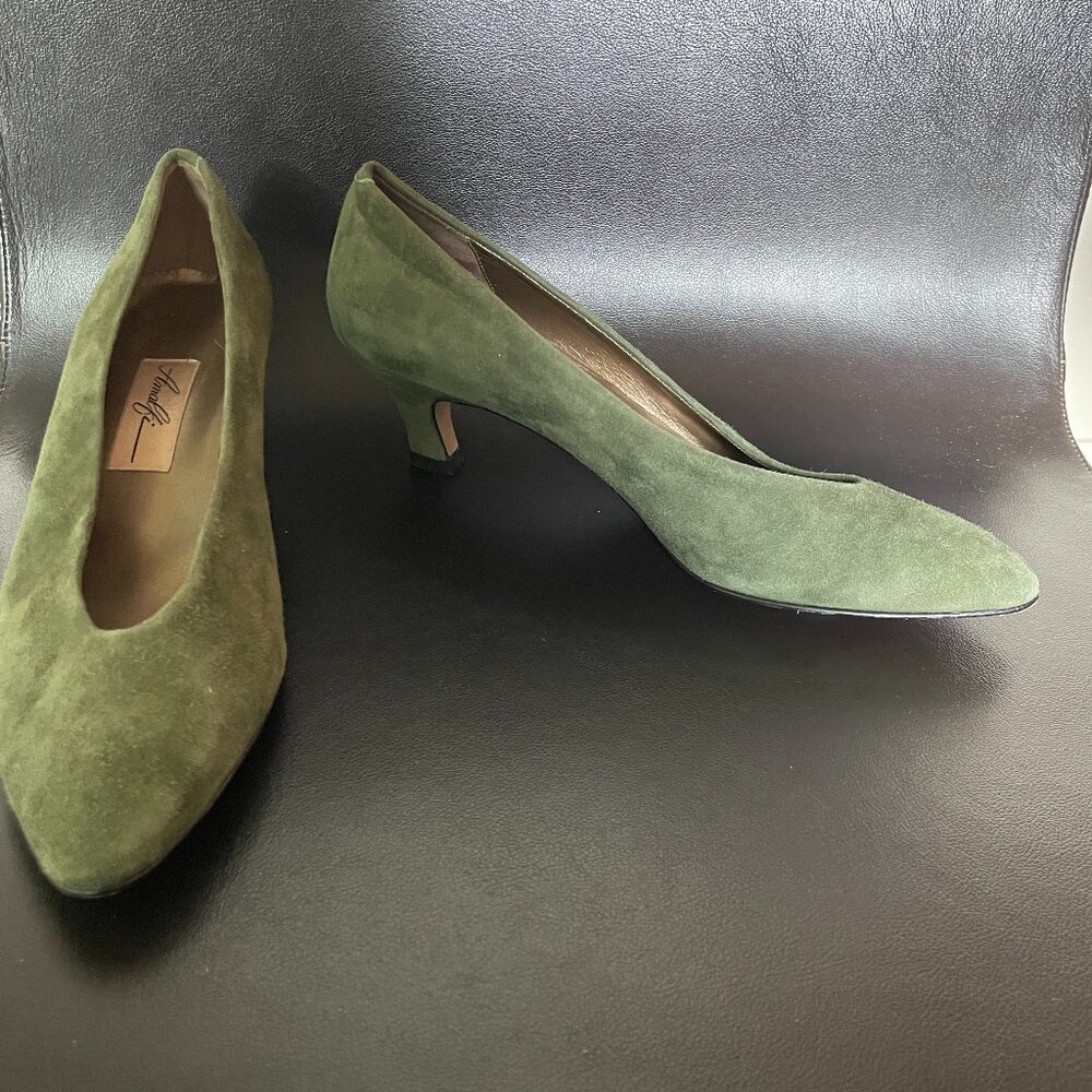 Vintage Amalfi Sage Green Suede Kitten Heel Pumps-Size 8.5AA-Italy